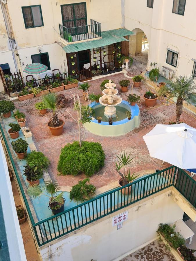 Beautiful Central Apartment With Pool St. Paul's Bay Exterior photo